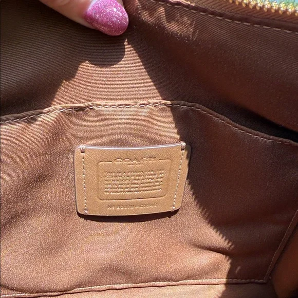 COACH Ellie File Bag in Gold/ Light Saddle NWOT - Picture 4 of 14